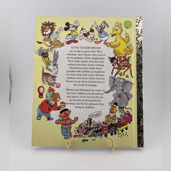 Vintage, A Little Golden Book Walt Disney's Detective Mickey Mouse - Picture 2 of 5